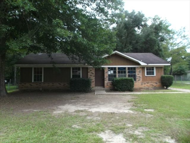 121 Mathieson Ave, Saraland, AL 36571