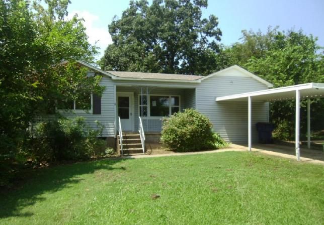 3006 South 18th St, Fort Smith, AR 72901