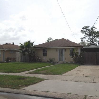 2501 Corinne Dr, Chalmette, LA 70043