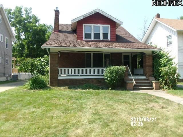 2132 Overbrook Ave, Lakewood, OH 44107