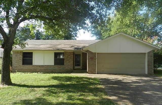 301 E Austin St, Broken Arrow, OK 74011