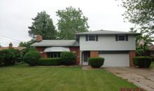 5511 Berkshire Dr North Olmsted, OH 44070