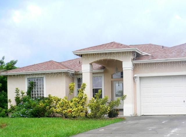 991 Sw Paar Drive, Port Saint Lucie, FL 34953