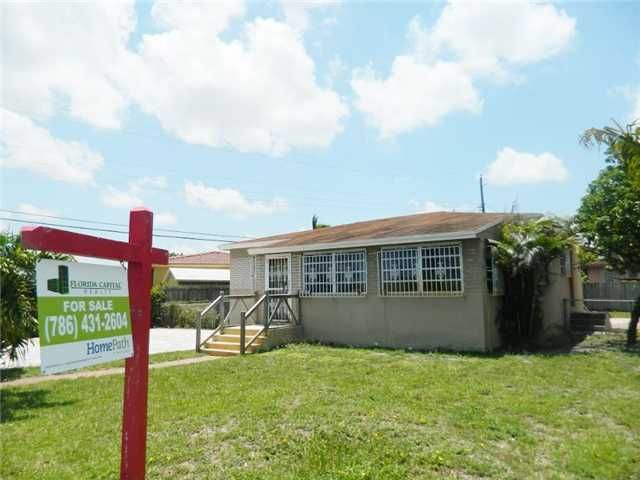 6494 W 1st Ave, Hialeah, FL 33012