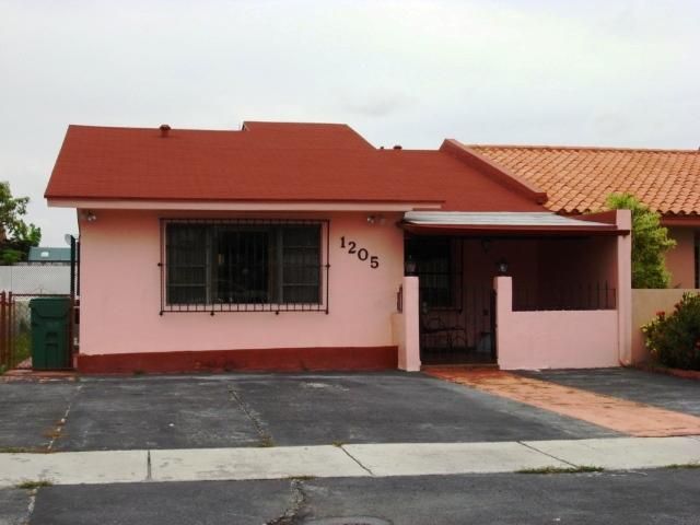 1205 SW 119 CT # B-1, Miami, FL 33184