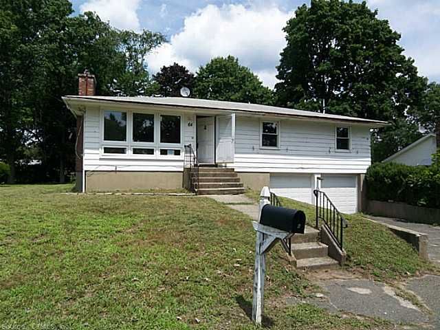 64 Stonybrook Rd, Waterbury, CT 06705