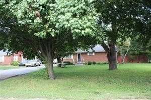 2214 N Highland Ave, Jackson, TN 38305