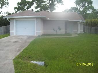 510 San Antonio Ave SW, Palm Bay, FL 32908