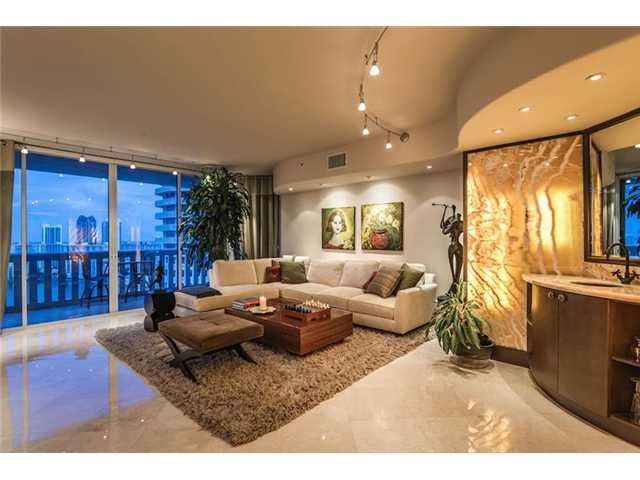 3000 ISLAND BL # 2602, North Miami Beach, FL 33160