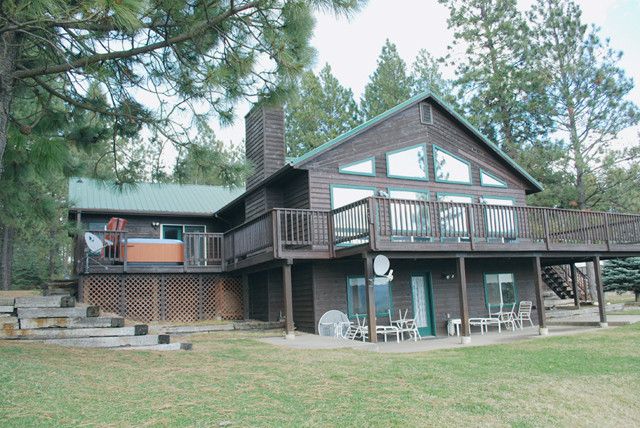 26 Canterbury Ct, Moyie Springs, ID 83845