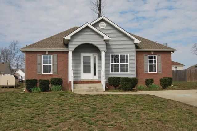 230 Clydesdale Ln, Springfield, TN 37172