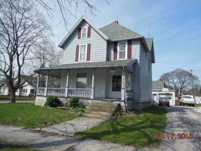 203 N Union St, Fostoria, OH 44830