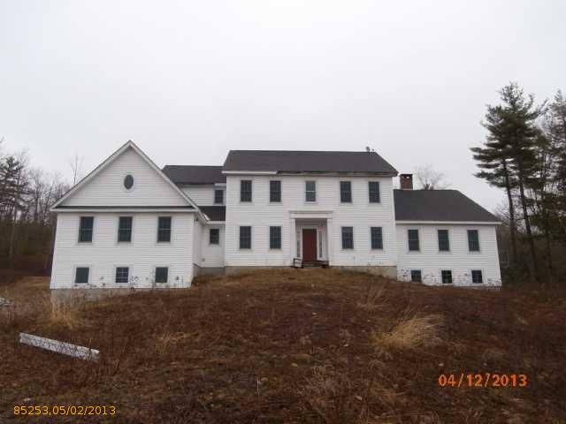 775 Middle Rd, Waterboro, ME 04087