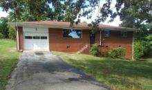 41 Moore Dr Rossville, GA 30741