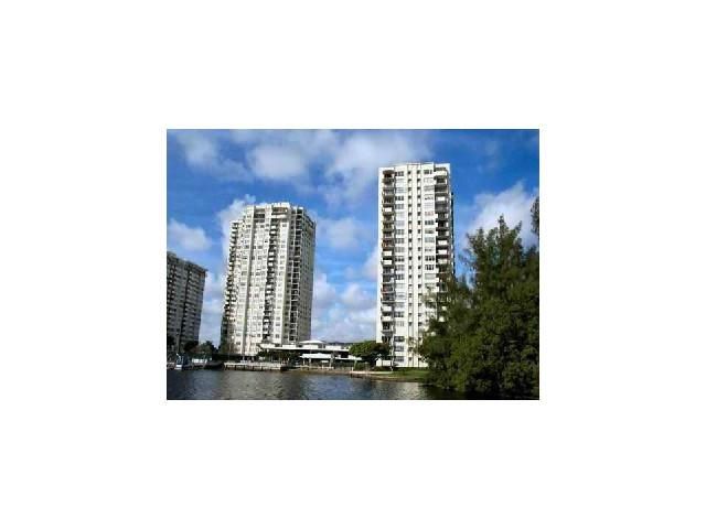 2750 NE 183 ST # T-1108, North Miami Beach, FL 33160