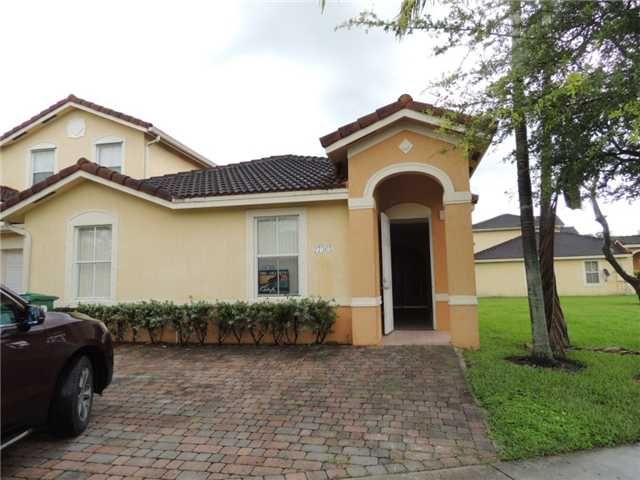 27365 SW 138 CT, Homestead, FL 33032