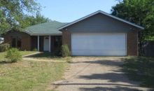 807 Barry Ln Cleburne, TX 76031