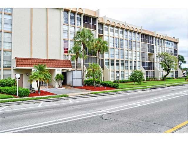 2000 ATLANTIC SHORES BL # 109, Hallandale, FL 33009