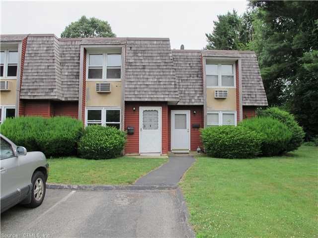 127 Black Point Rd Apt 1, Niantic, CT 06357