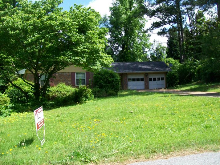 894 Sherbrook Dr SE, Conyers, GA 30094