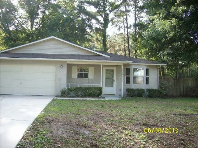 137 Royal Cir, Kingsland, GA 31548