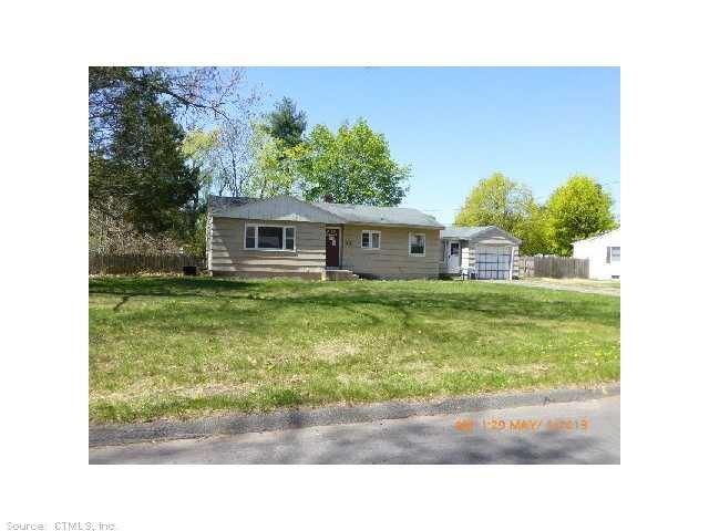 19 Hathaway St, Windsor Locks, CT 06096