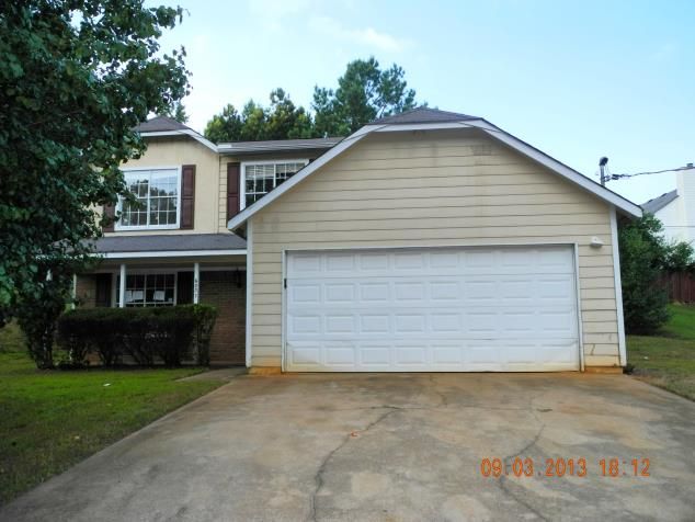 6837 Hidden Lake Dr, Rex, GA 30273