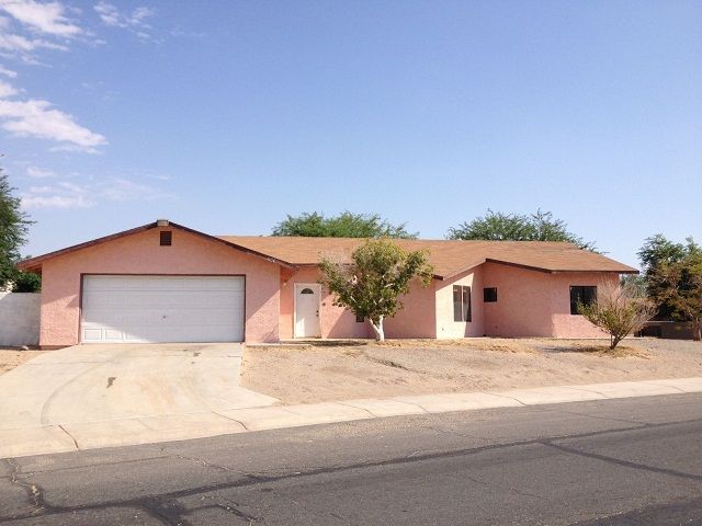 1654 E C Street, San Luis, AZ 85349