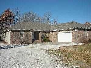 S 119Th Rd, Bolivar, MO 65613