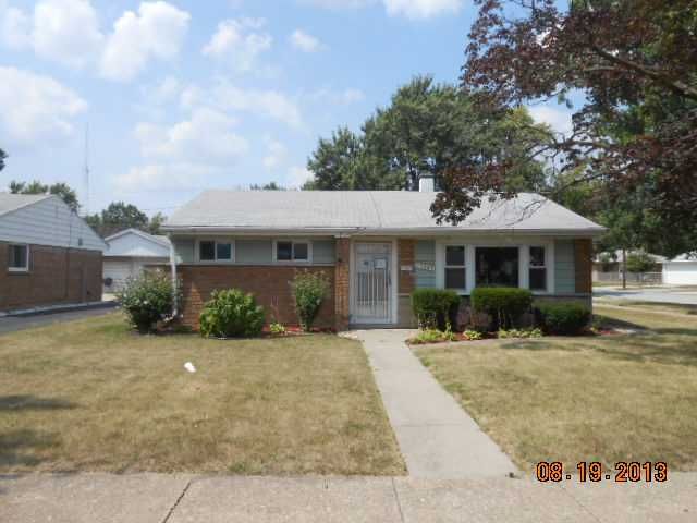 17302 Greenbay Ave, Lansing, IL 60438