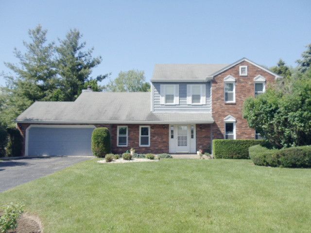 10 Bent Tree Court, Lake Zurich, IL 60047