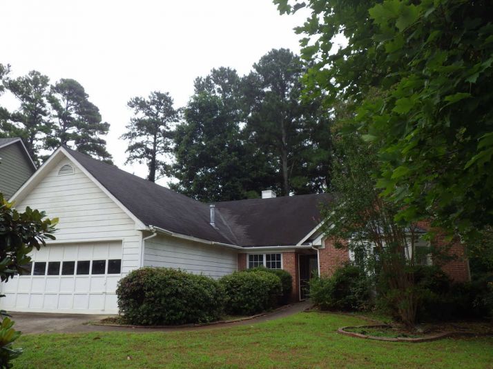 3444 Shady Woods Cir, Lawrenceville, GA 30044