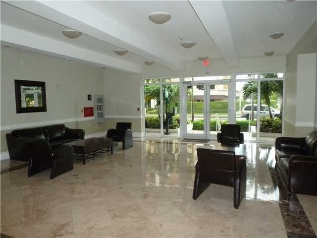 2400 SW 27 AV # 802, Miami, FL 33145