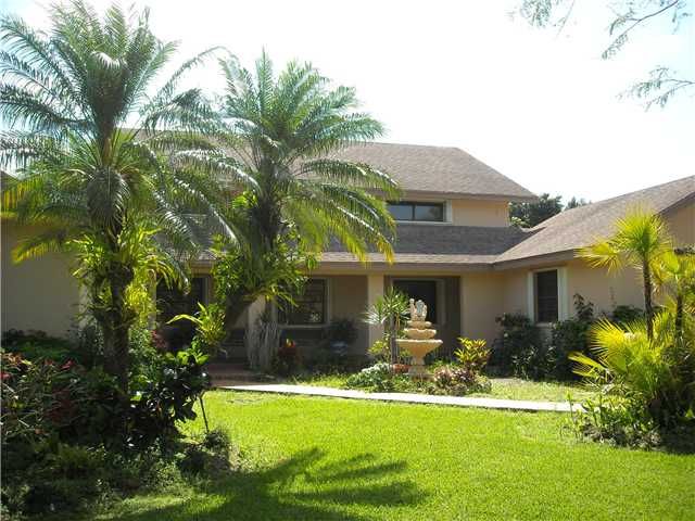 23501 SW 152 AV, Homestead, FL 33032