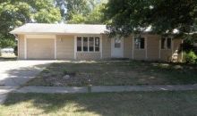 426 N Clark St Pleasantville, IA 50225