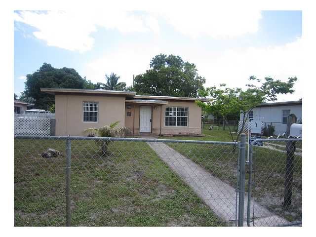 1050 Nw 124th St, Miami, FL 33168