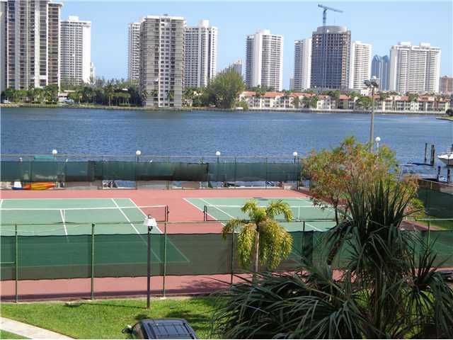 2780 NE 183 ST # 402, North Miami Beach, FL 33160