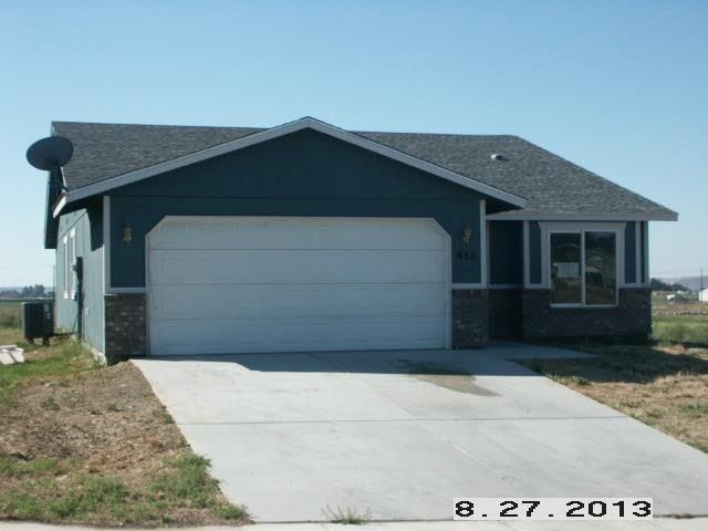 860 Gemstone St, Othello, WA 99344