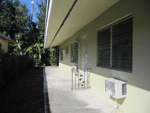 425 NE 75 ST, Miami, FL 33138