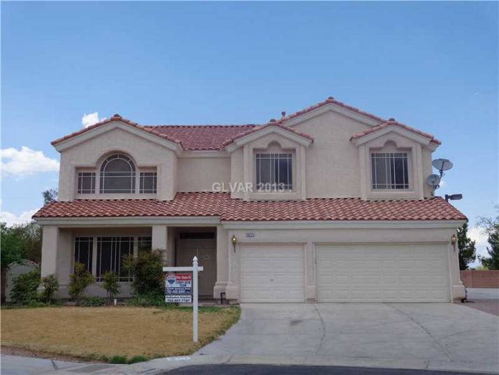 10275 Marion Morrison Ct, Las Vegas, NV 89183