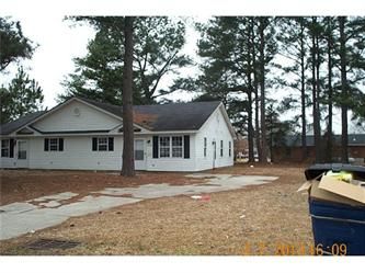812 A B Third Avenue, Smithfield, NC 27577