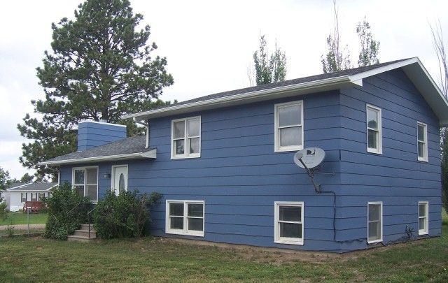 1336 Colorado Ave, Upton, WY 82730