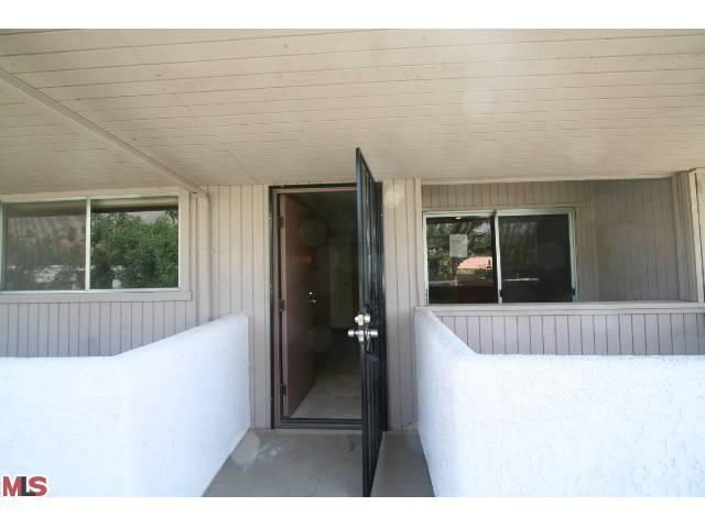 420 N Villa Ct Unit 206, Palm Springs, CA 92262