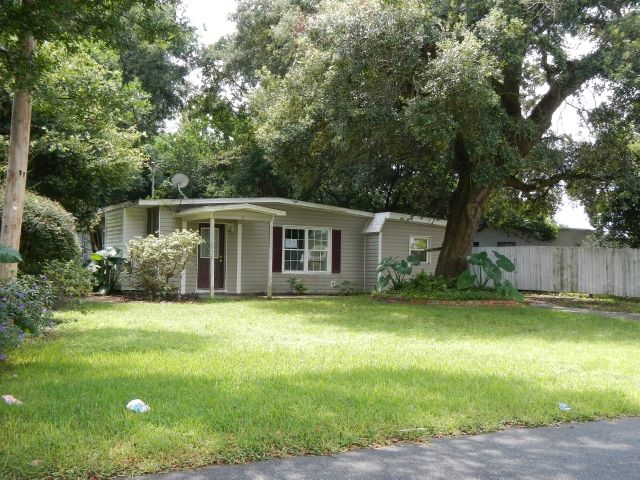 3 Teakwood Cir, Pensacola, FL 32506