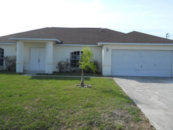 712 Altair Ave, Fort Myers, FL 33913