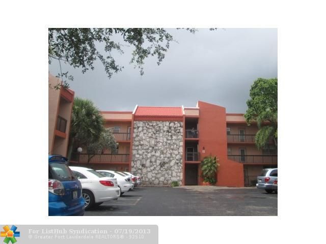 3170 Holiday Springs Blvd Apt 111, Pompano Beach, FL 33063