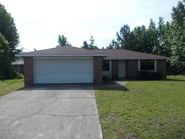 5 Farmdale Ln, Palm Coast, FL 32137