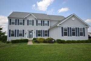 20 Stonybrook Ln, New Oxford, PA 17350