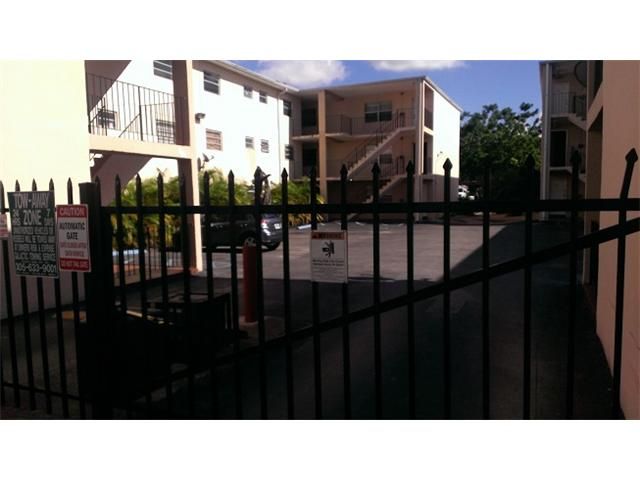 1280 W 54 ST # 312B, Hialeah, FL 33012