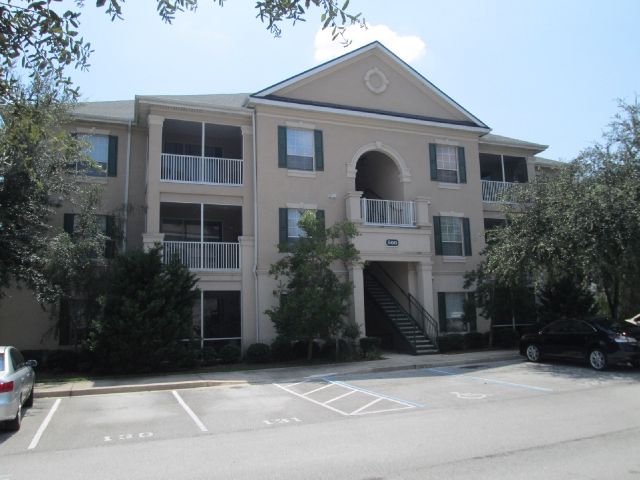 8601 Beach Blvd Unit 607, Jacksonville, FL 32216